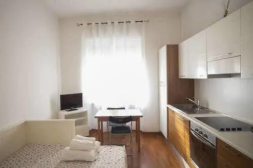 Mister House Apartment Buonarroti 밀라노