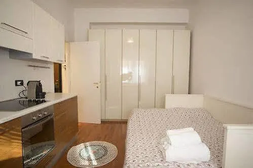 Mister House Apartment Buonarroti 밀라노 0*,  이탈리아